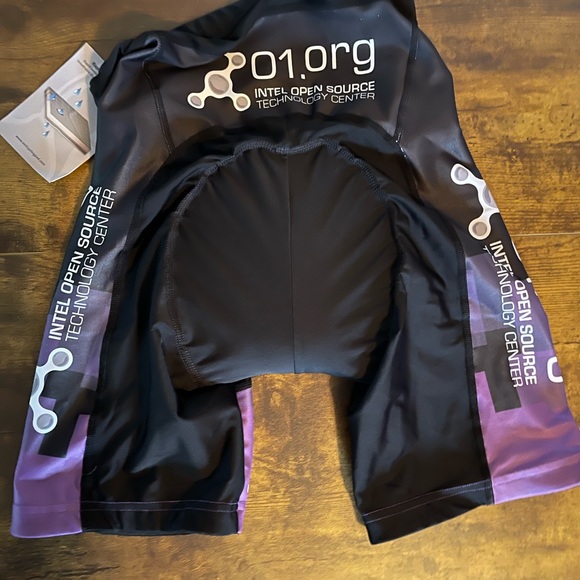 NWT Eleven Sportswear Women’s Padded Cycling Shorts Intel Open SZ M Blk/Prpl - Picture 2 of 6